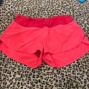 Lululemon Size 6 Older Style Speed Up Shorts